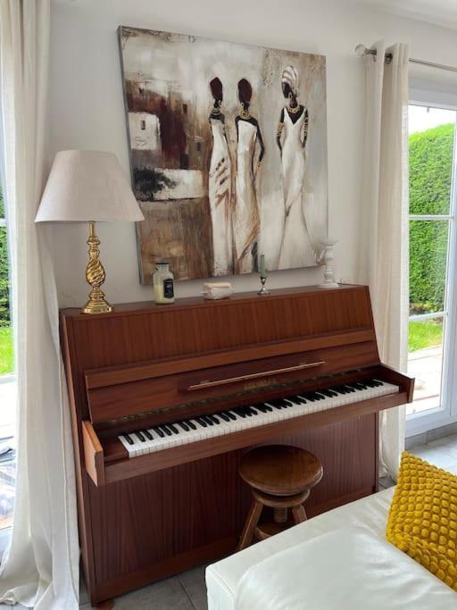 Holiday home Maison A Les Zazouilles *