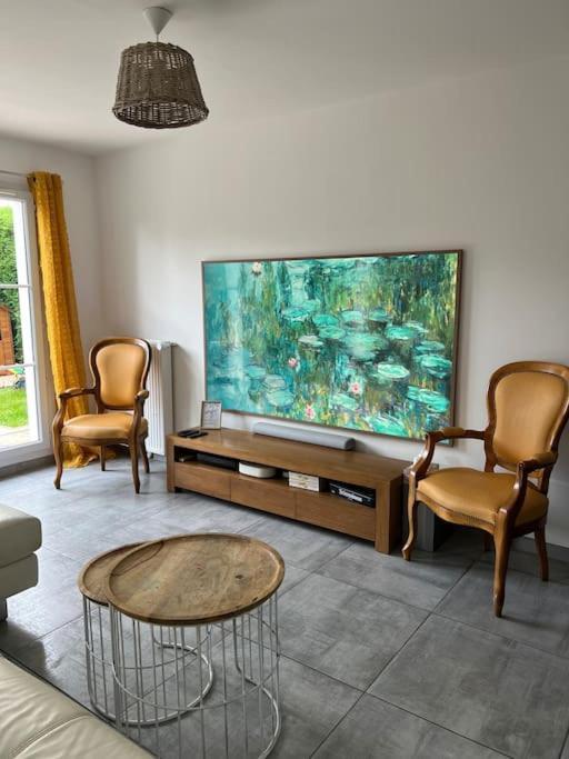 Holiday home Maison A Les Zazouilles