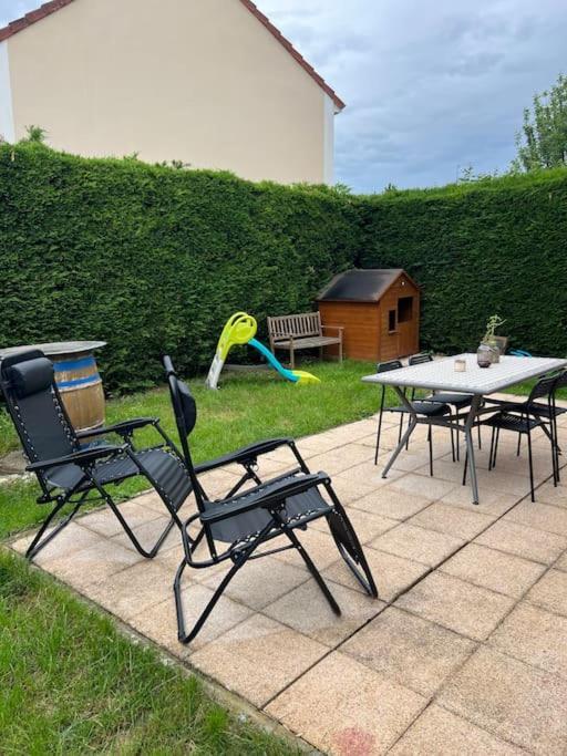 Holiday home Maison A Les Zazouilles *
